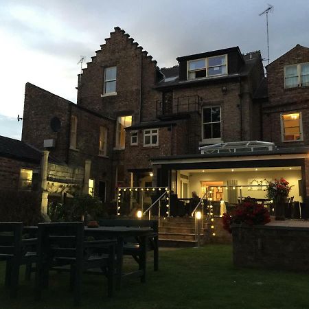 Готель The York Priory Екстер'єр фото